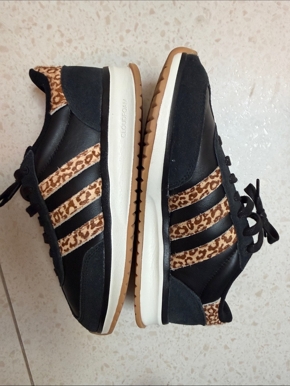 adidas retro comfort Black Sneakers with Leopard Print Stripes (sz8)